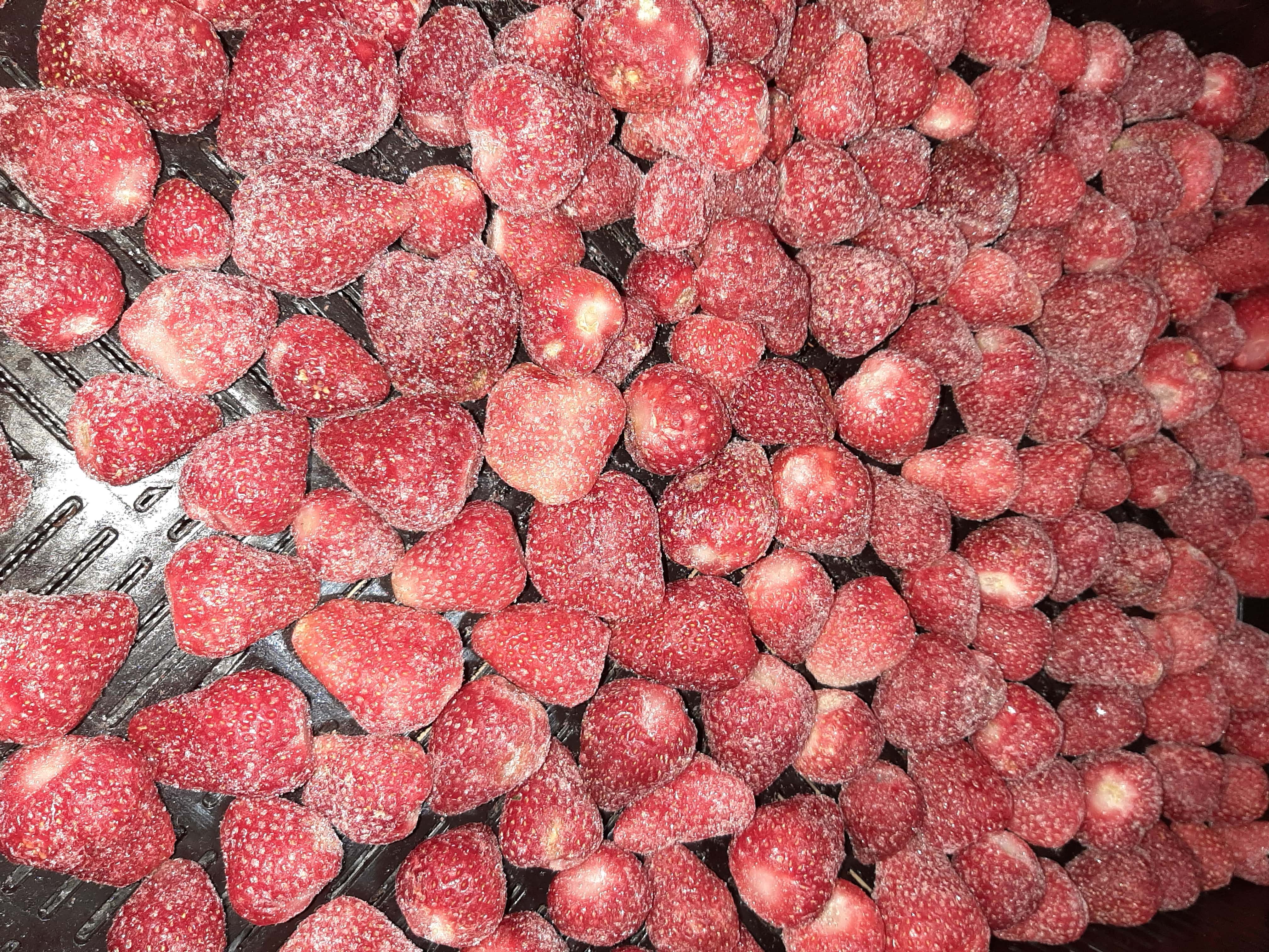 Заморожена полуниця