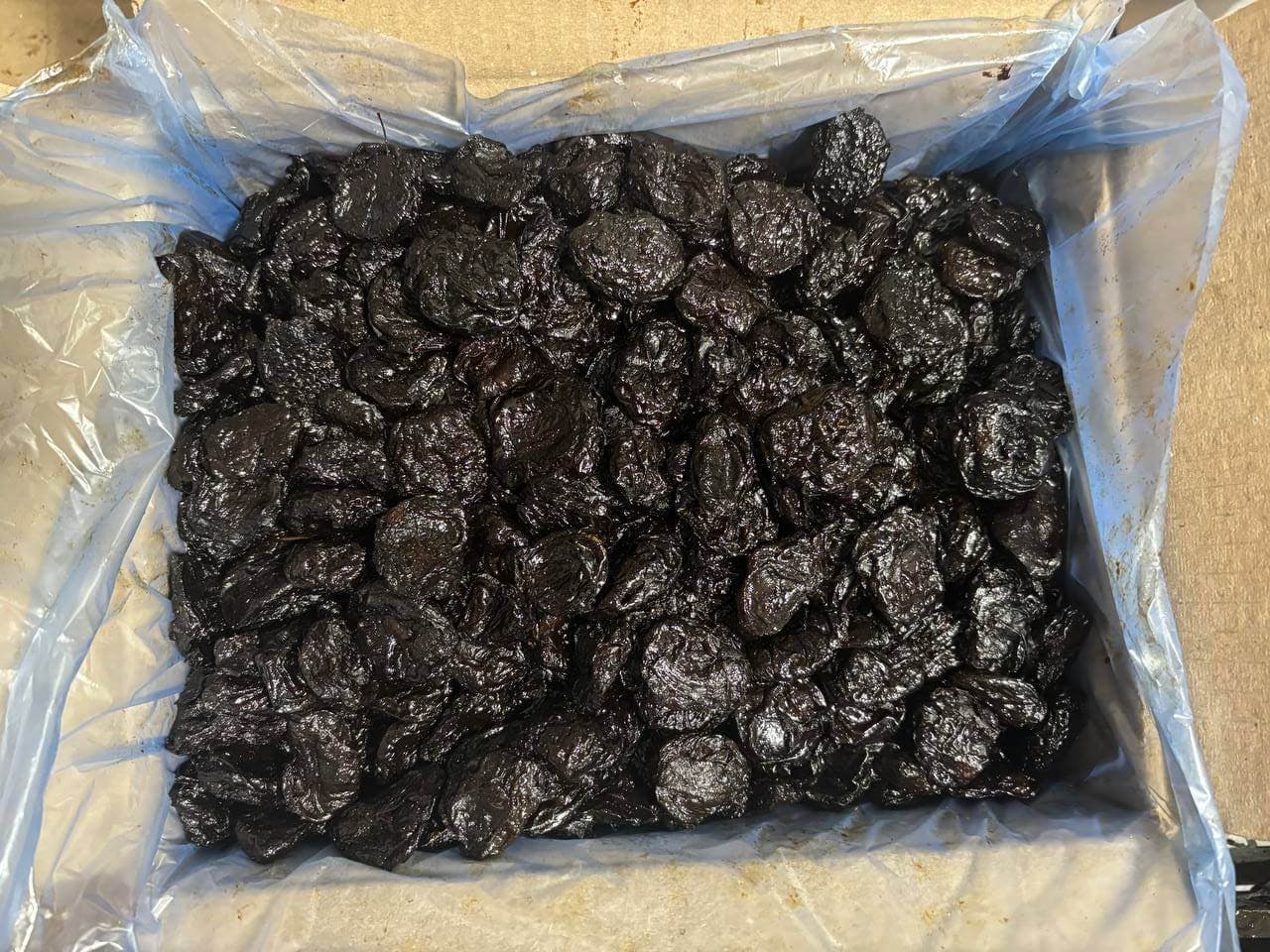 Prunes Halves / Pitted